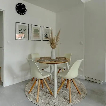 Le Nid Douillet Apartment Montigny-le-Bretonneux Exterior photo