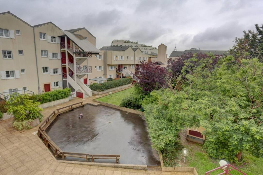Apartment Le Nid Douillet Montigny-le-Bretonneux